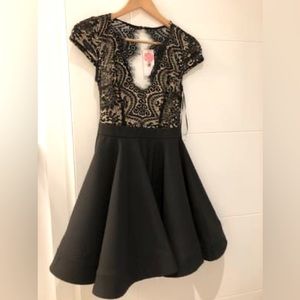 Black lace dress